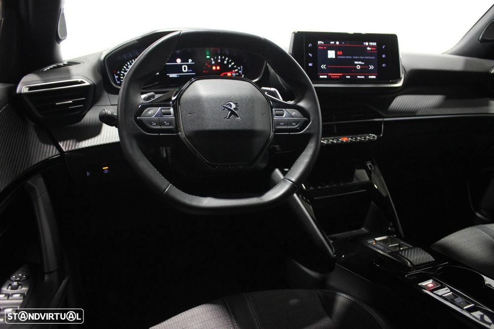 Peugeot 2008 1.5 BlueHDi Allure EAT8 - 20