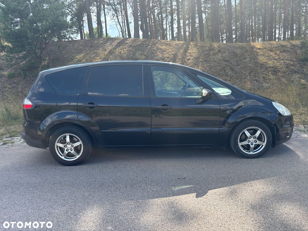 Ford S-Max - 28