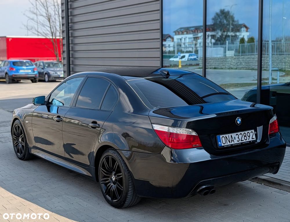 BMW Seria 5 530d Sport-Aut Edition Sport - 11