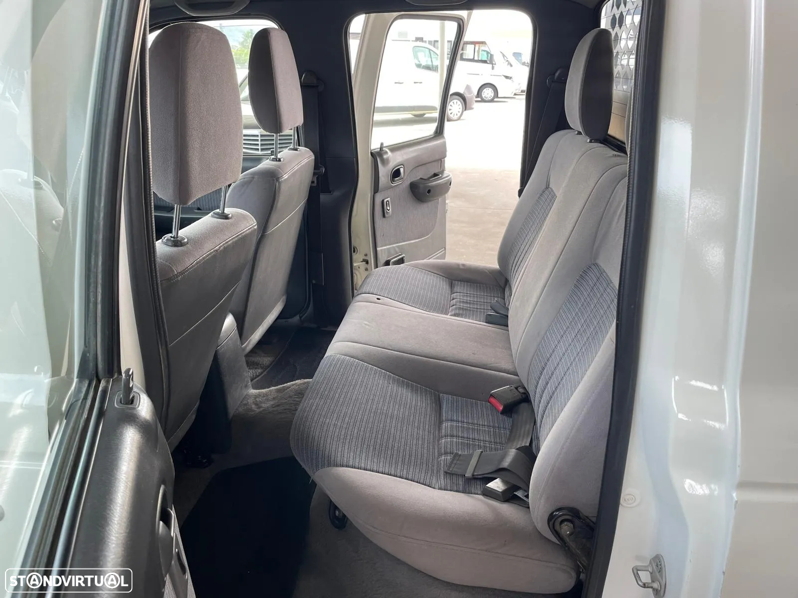 Mazda B 2500 2.5 TD CD - 18
