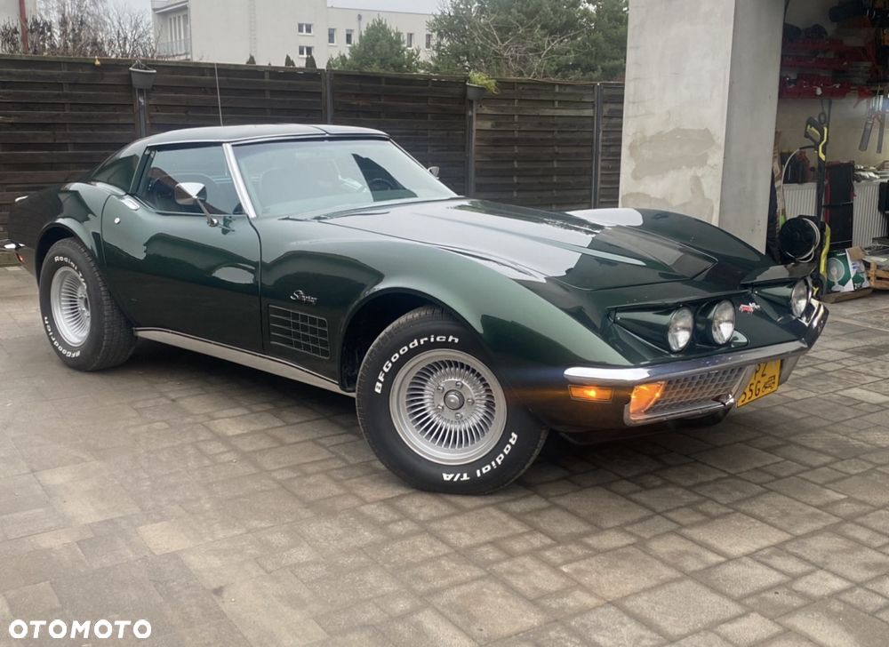 Chevrolet Corvette - 5