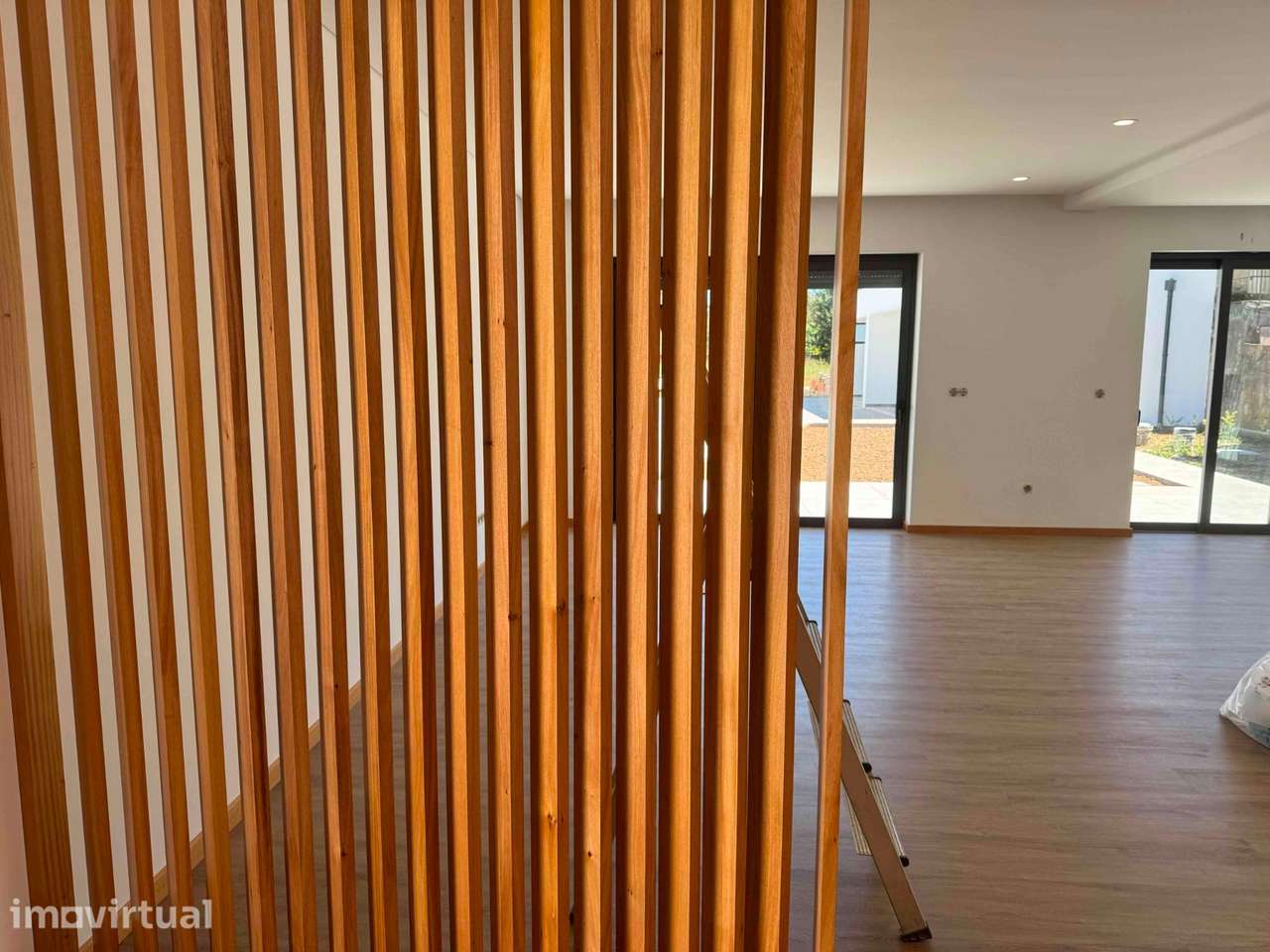 Moradia T3 (nova) com Jardim e Garagem - Grande imagem: 4/9