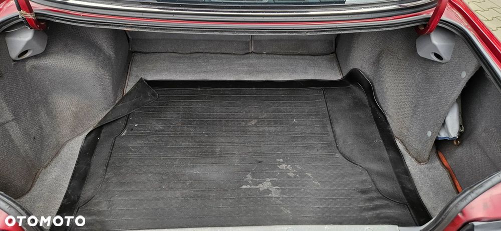 Toyota Camry 2.0 TD GL - 19