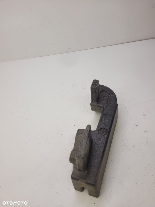 PIANKA DRZWI PRZEDNICH AUDI A1 8X 8X3837848 - 3