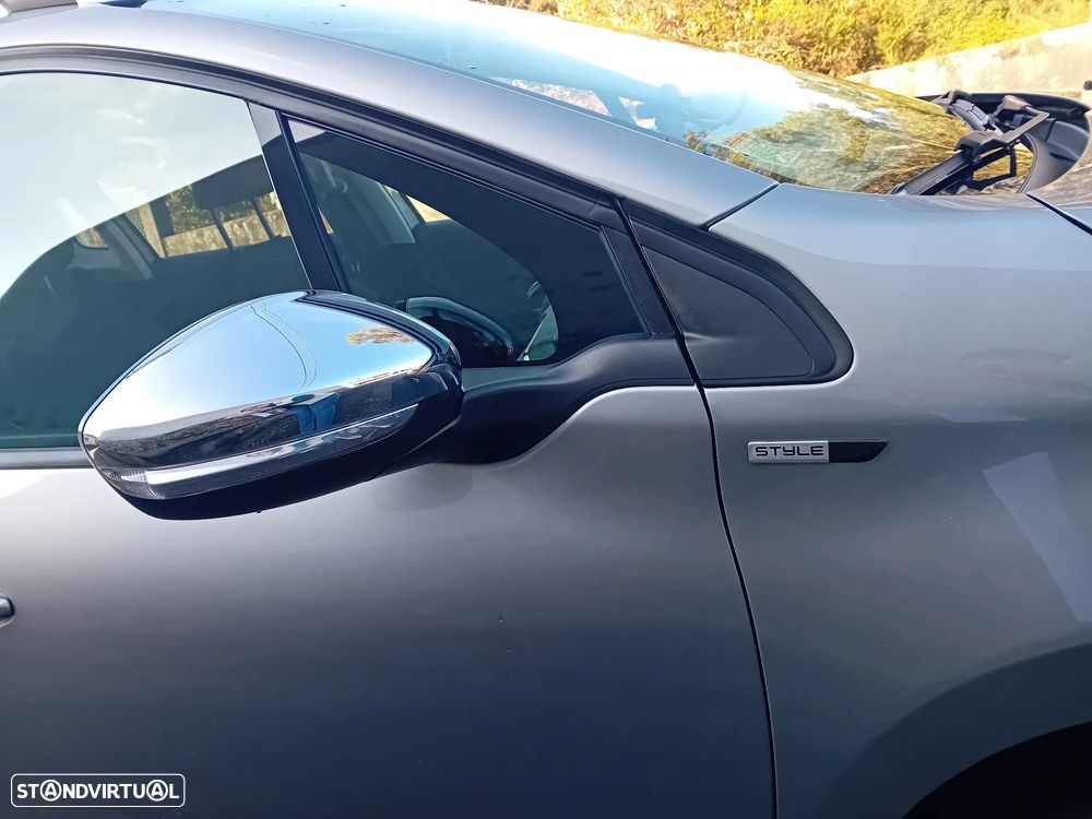 Peugeot 2008 1.6 BlueHDi Style - 6