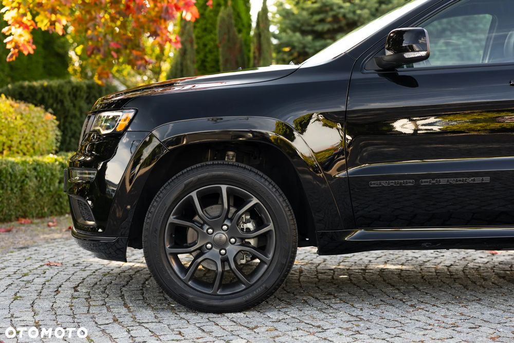 Jeep Grand Cherokee - 14