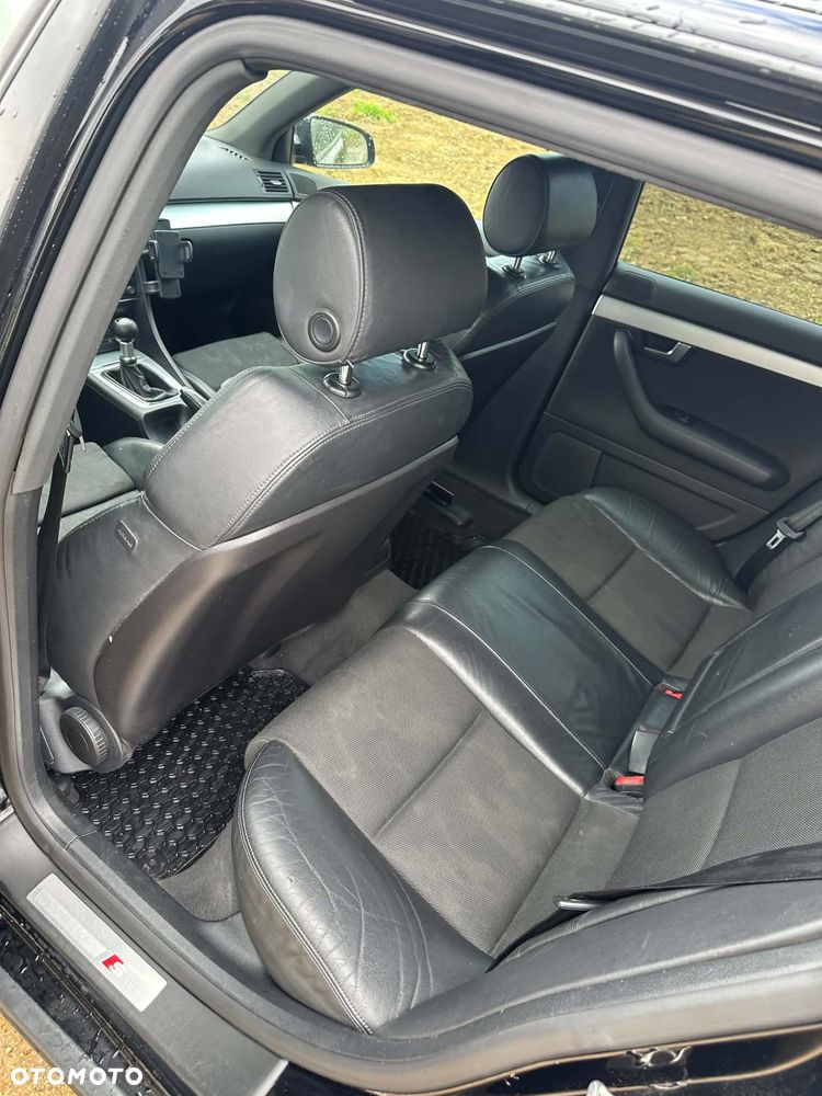 Audi A4 Avant 2.0 TDI - 10