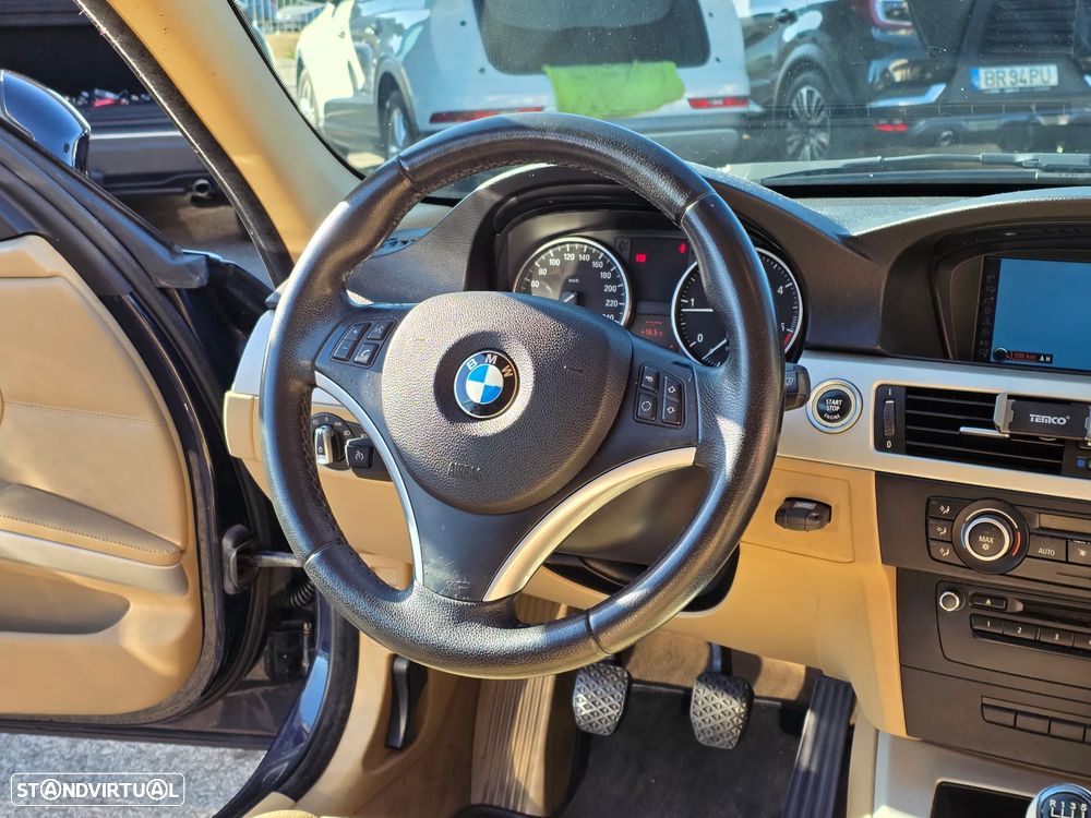 BMW 320 d Navigation - 22