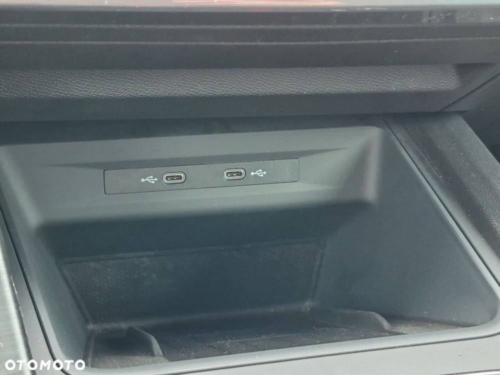 Cupra Formentor 1.4 e-Hybrid DSG - 27
