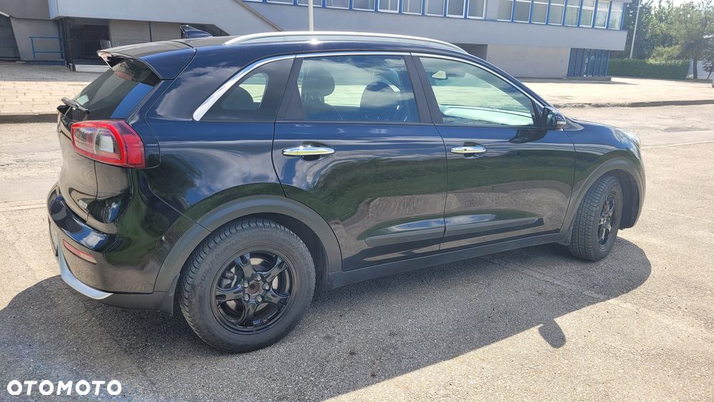 Kia Niro 1.6 GDI Hybrid L - 3