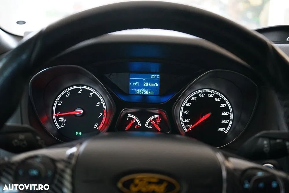 Ford Focus 2.0 Ecoboost ST - 21