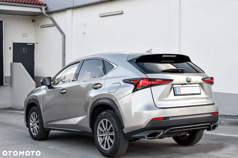 Lexus NX - 4