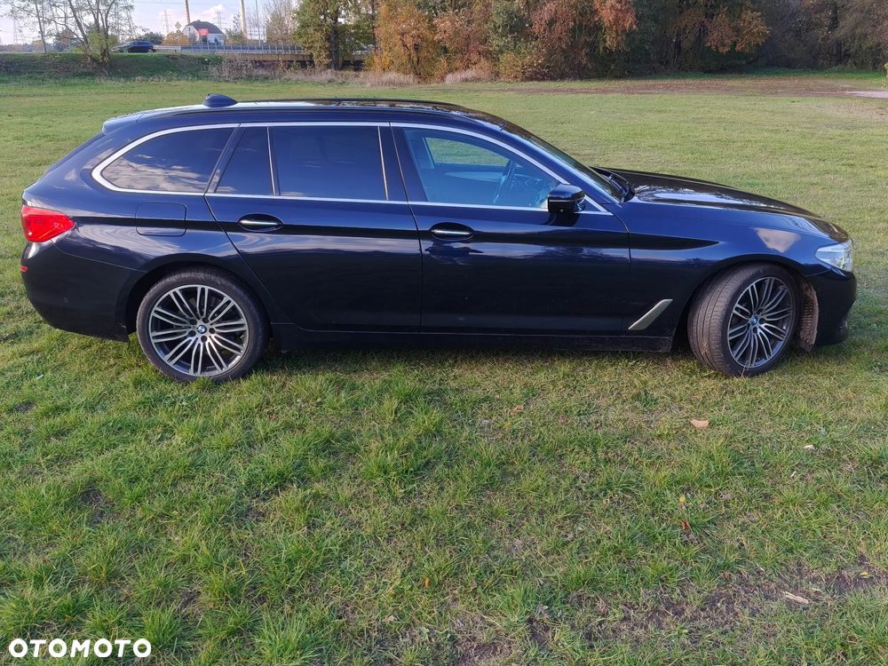 BMW Seria 5 525d - 5