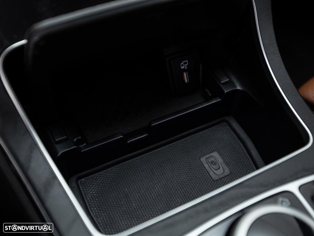 Mercedes-Benz C 300 - 25