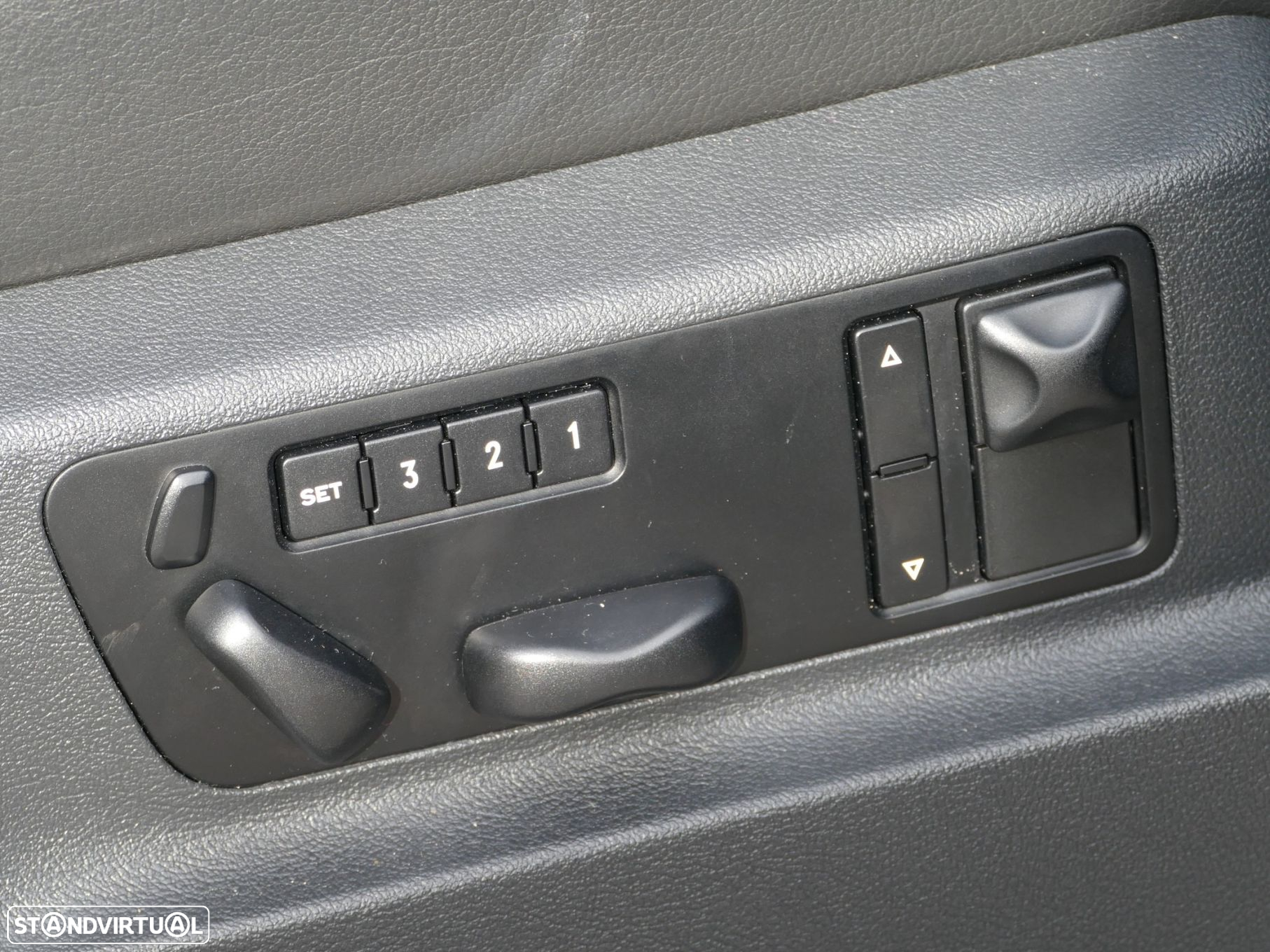 Porsche Cayenne Tiptronic - 28