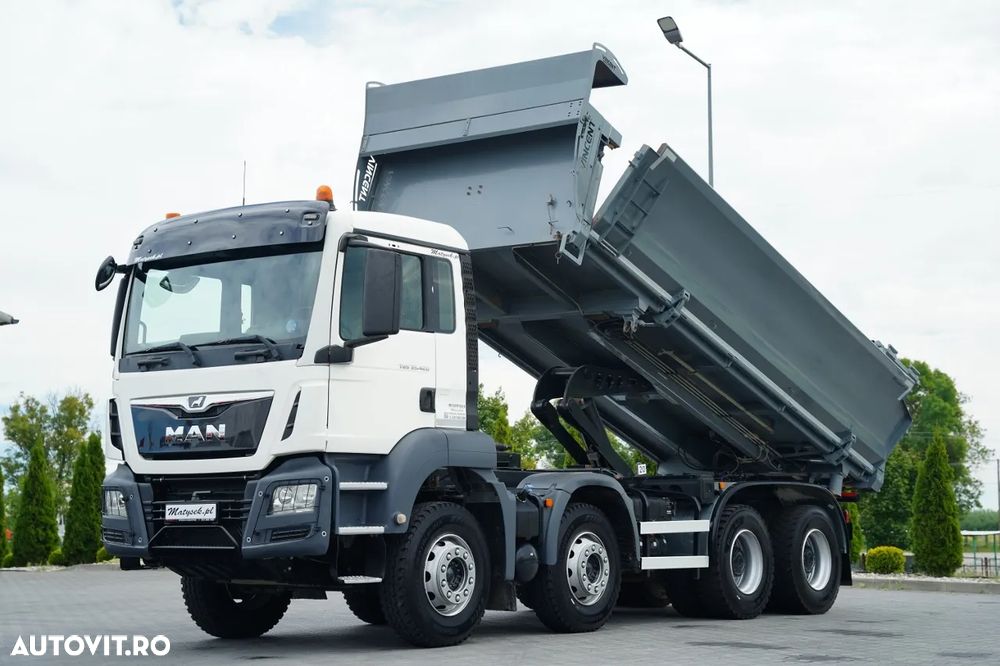 MAN TGS 35.420 / 8X4 / BASCULĂ CU 2 LATE - 6 M / LATERALĂ HIDROBRATĂ / BORDMATIC / VINCENT / EURO 6 - 2