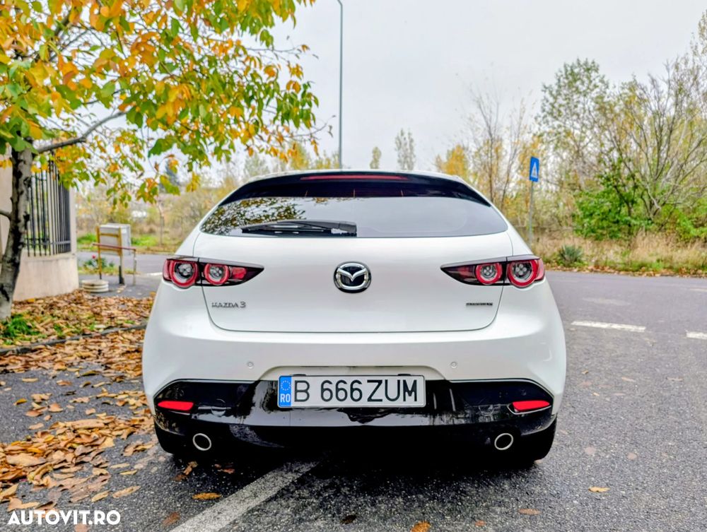 Mazda 3 e-Skyactiv G122 MHEV - 13