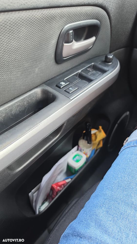 Suzuki Grand Vitara - 4