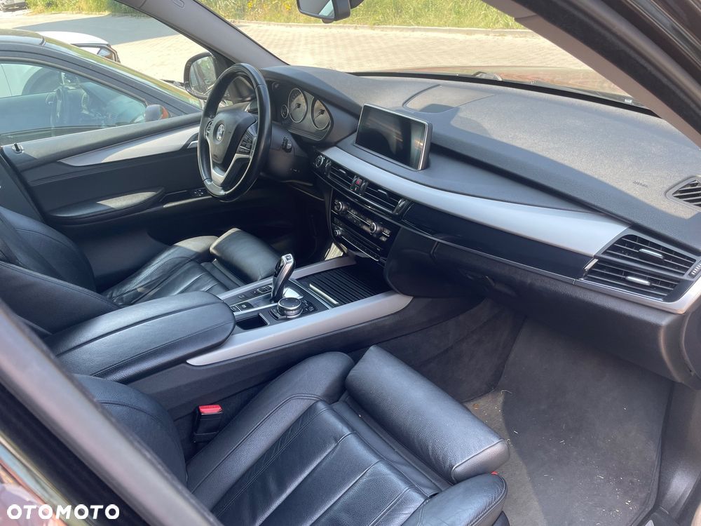 BMW X5 xDrive25d - 24