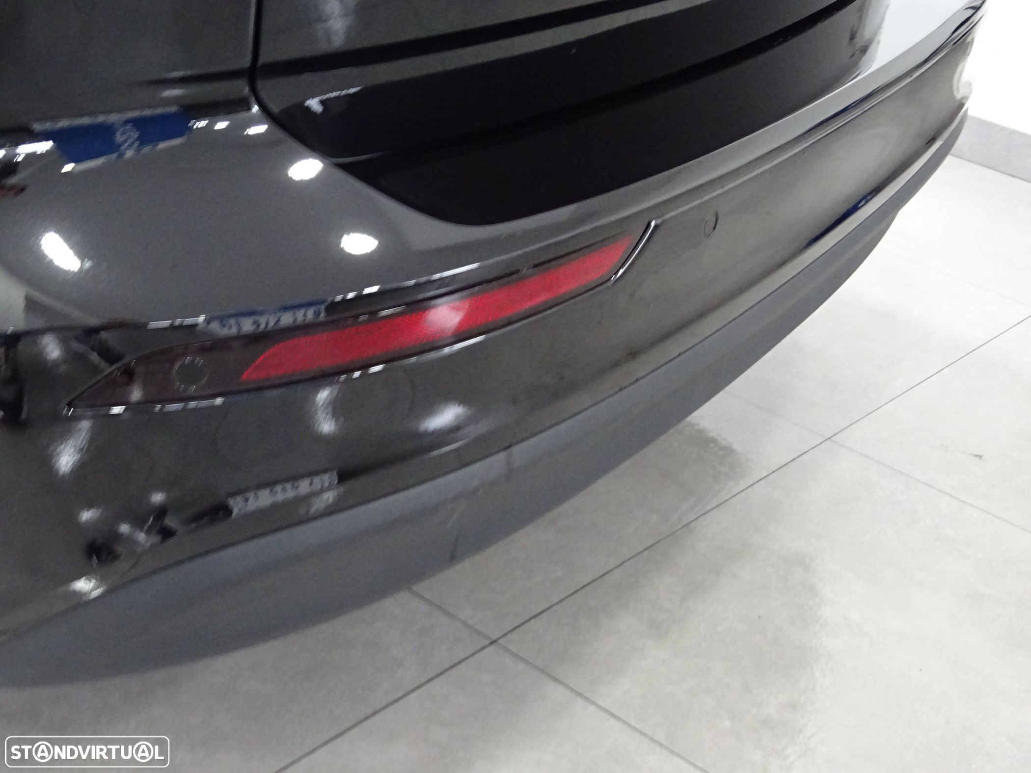 Volvo V60 2.0 D3 Momentum - 9
