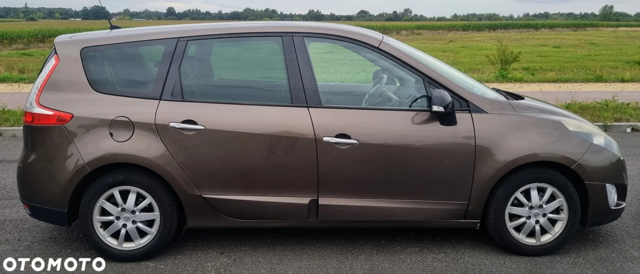 Renault Grand Scenic - 2
