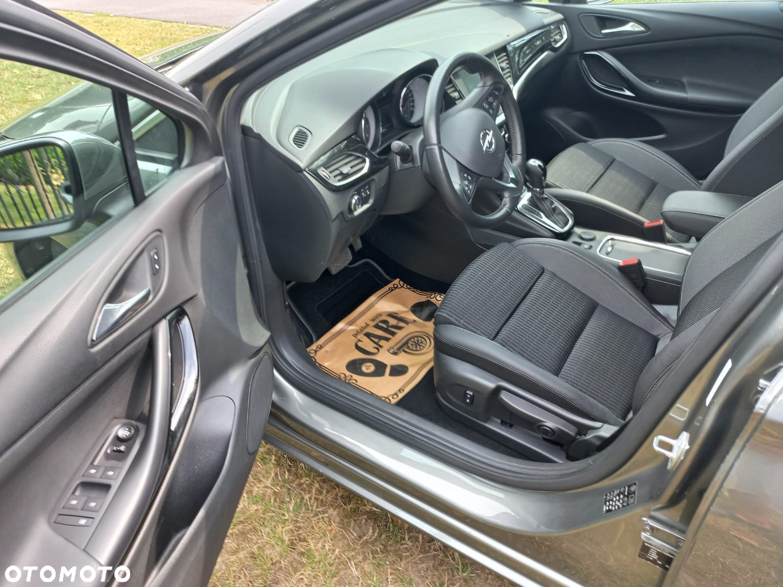 Opel Astra 1.4 Turbo Start/Stop Sports Tourer St Business Elegance - 12