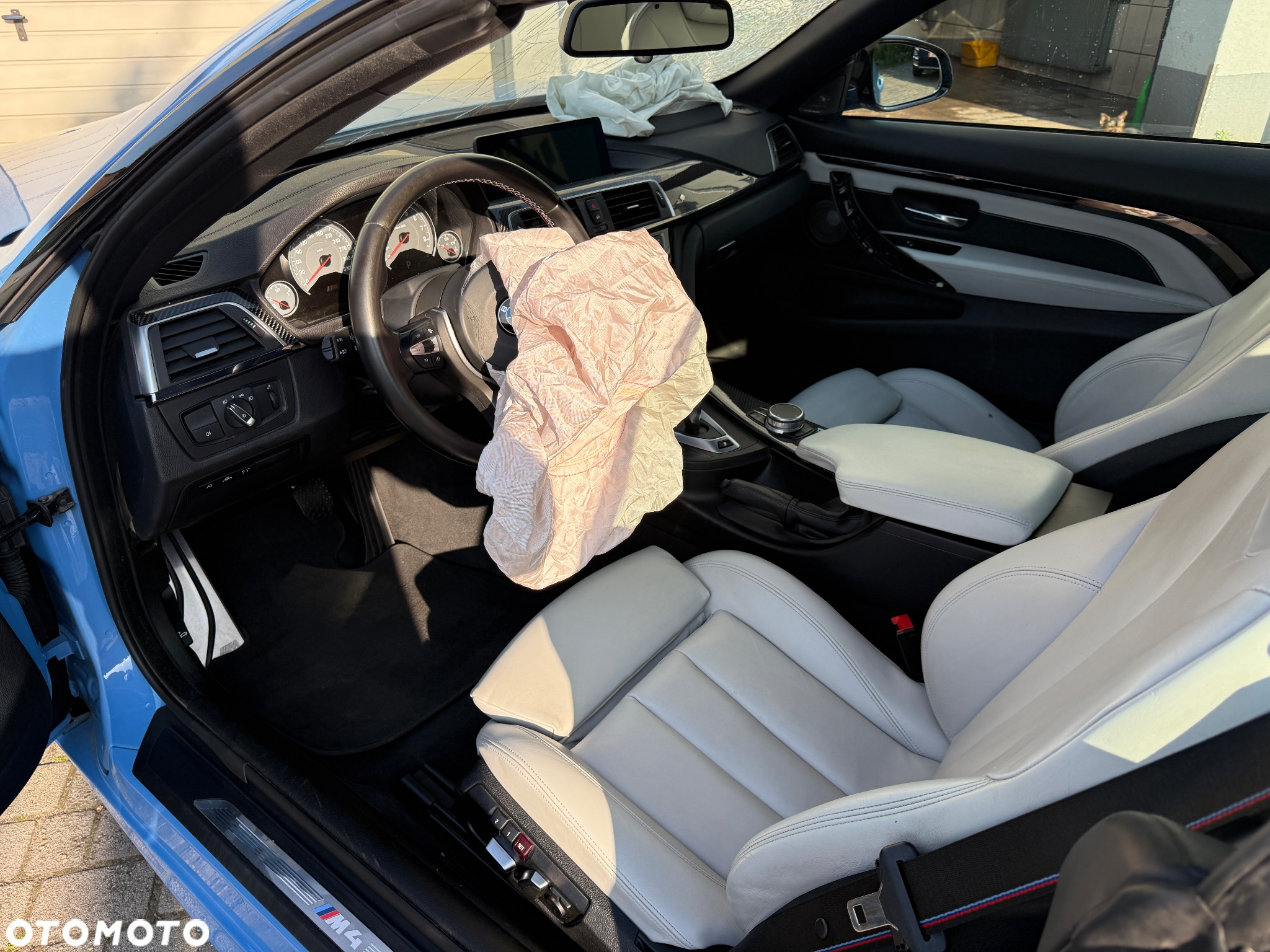 BMW M4 Cabrio DKG Competition - 19