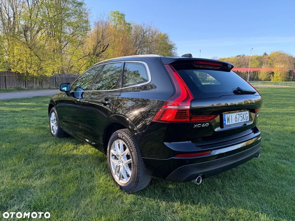 Volvo XC 60 D4 Momentum Pro - 5