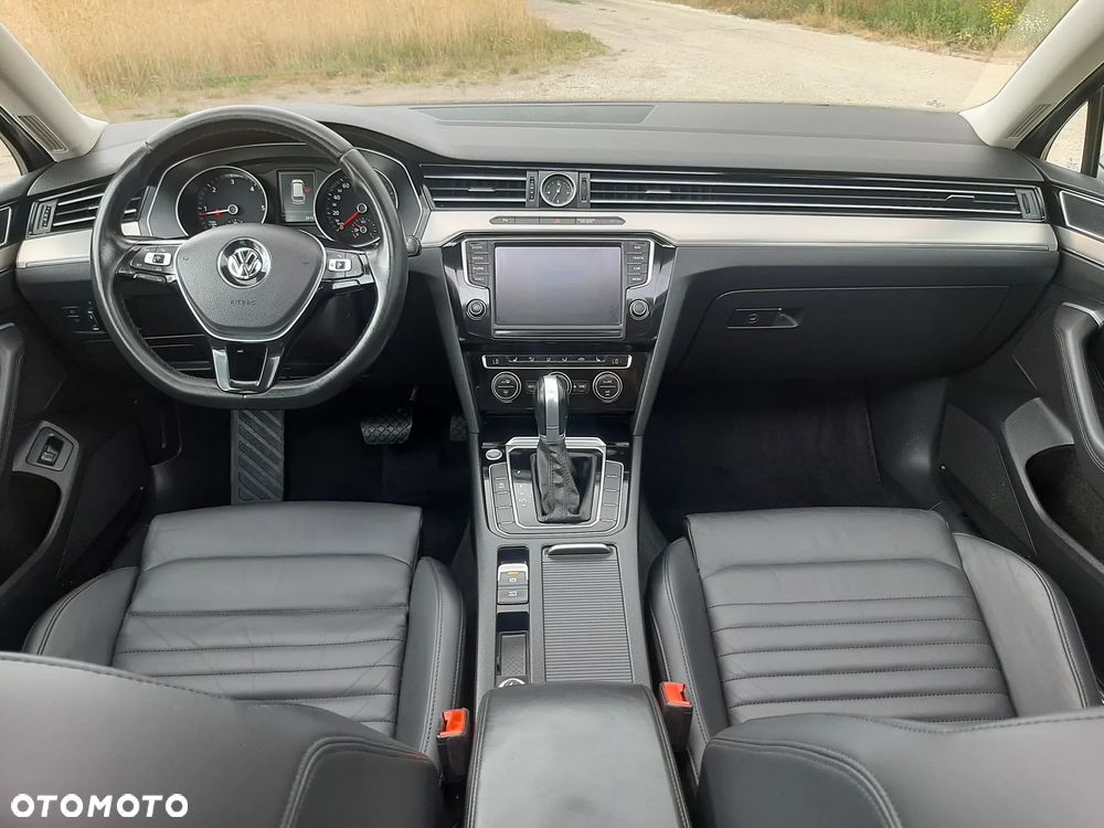 Volkswagen Passat 1.6 TDI (BlueMotion Technology) DSG Comfortline - 27