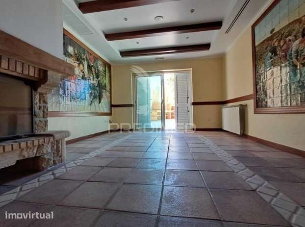 Moradia T6 de Luxo com Piscina e 4.857m² de Terreno em Belas | Sintra - Grande imagem: 3/15