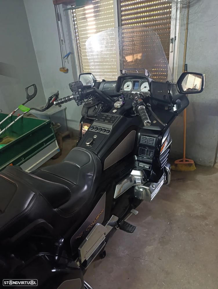 Honda Goldwing GL 1500 se - 9