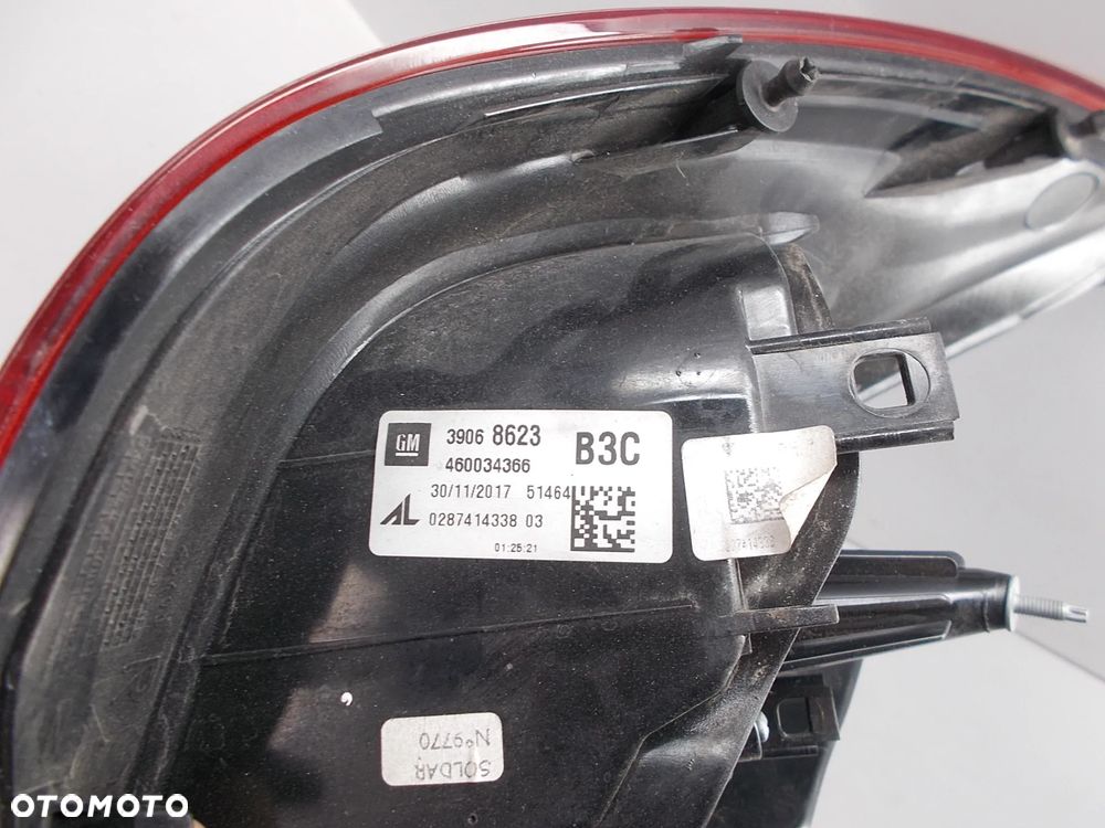 LAMPA TYLNA PRAWA OPEL CORSA E 39068623 - 3