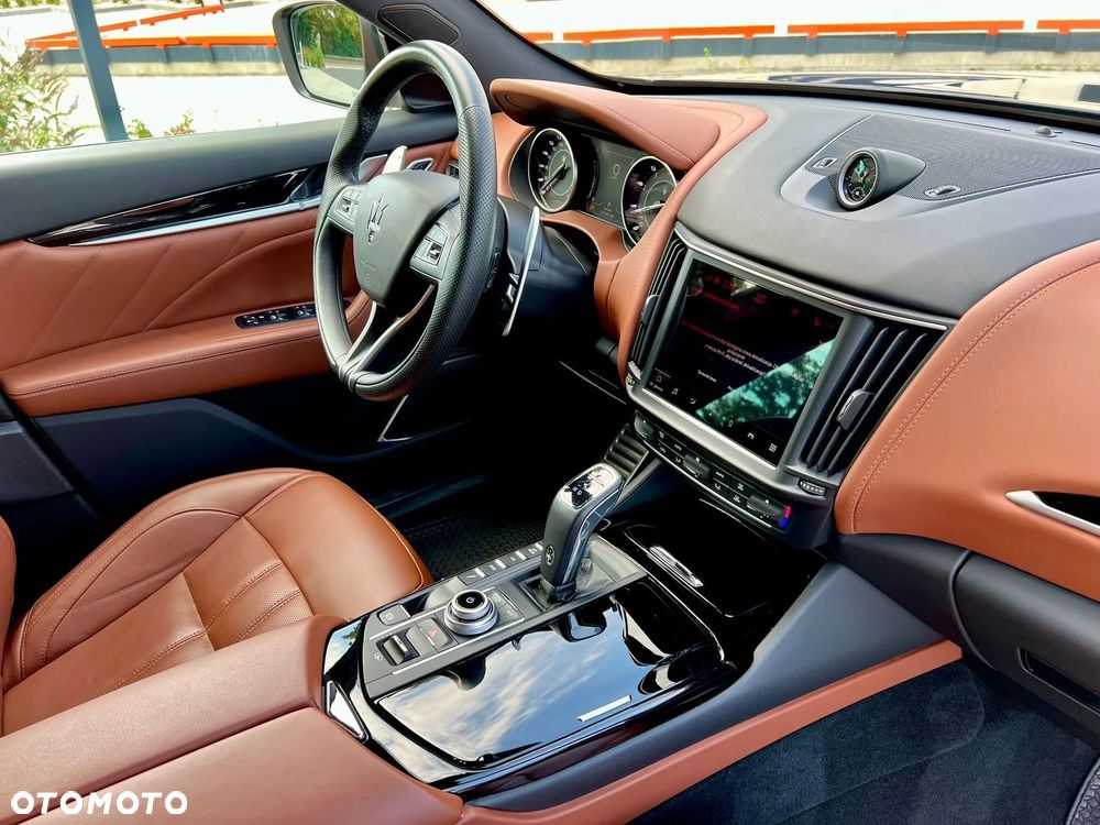 Maserati Levante - 27