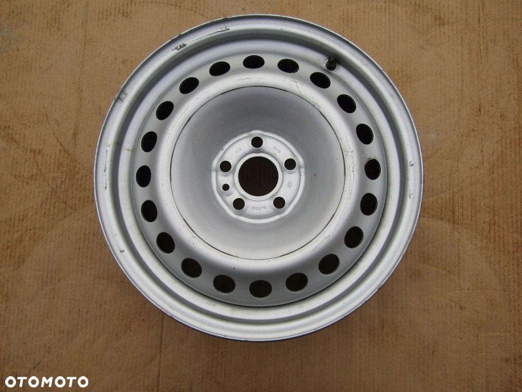 1x Felga 16 Fiat 500L Tipo II Opel Combo D 6j 5x98 ET36,5 / oryginał - 1