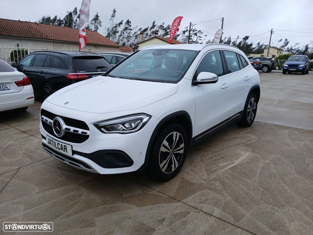 Mercedes-Benz GLA 250 e 8G-DCT - 2