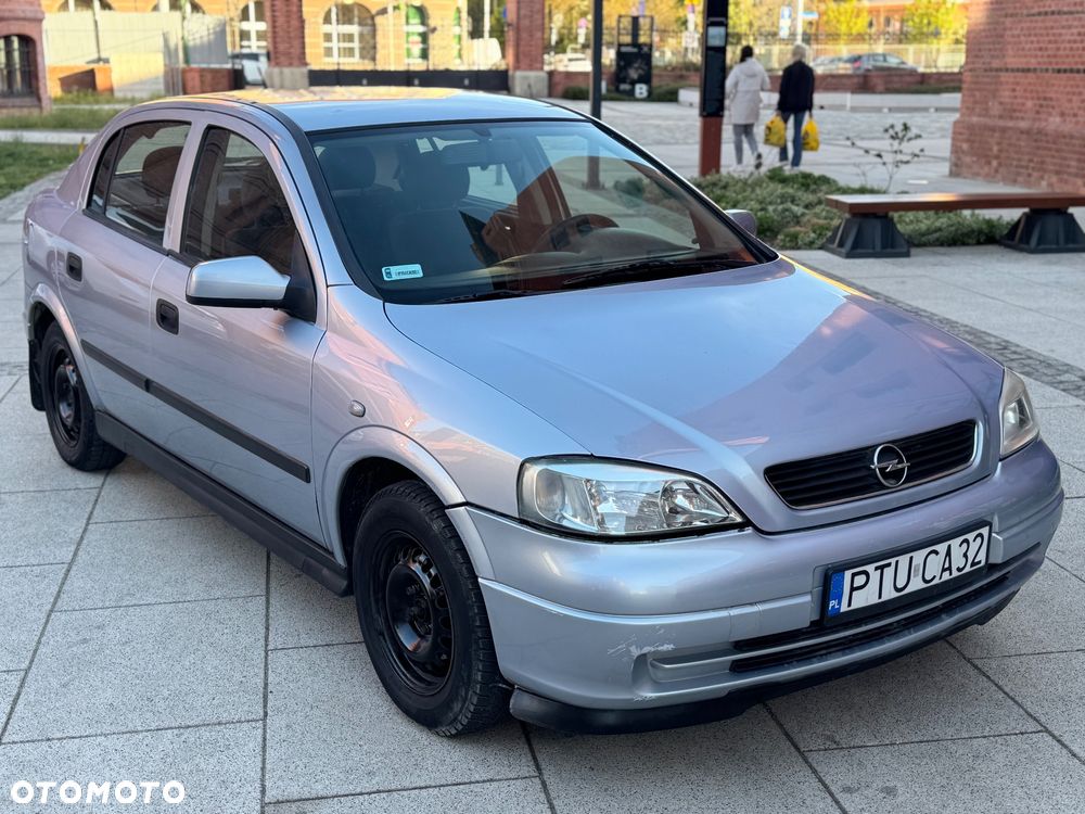 Opel Astra - 1