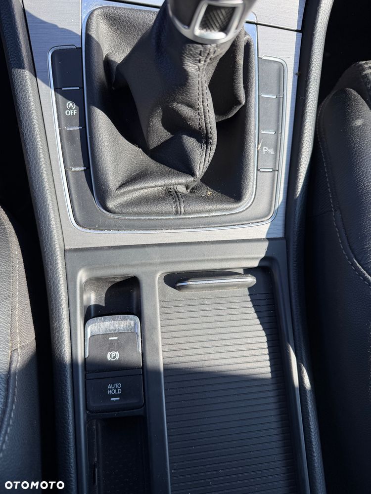 Volkswagen Golf 2.0 TDI BMT Highline - 11