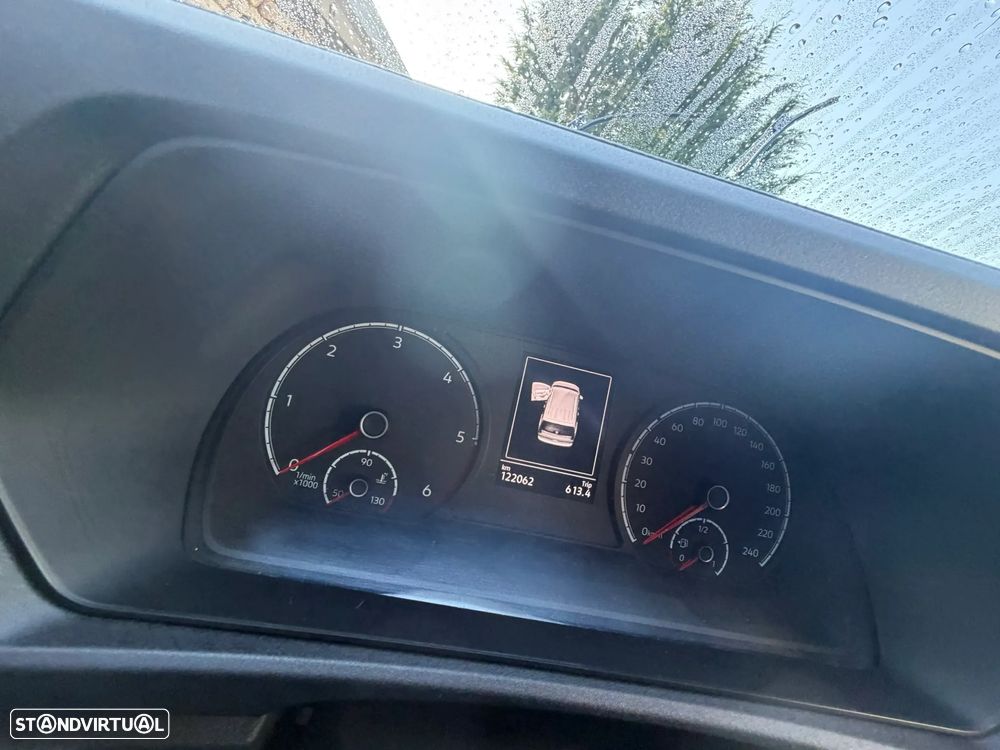 VW Caddy 25 2.0 TDI DSG - 5