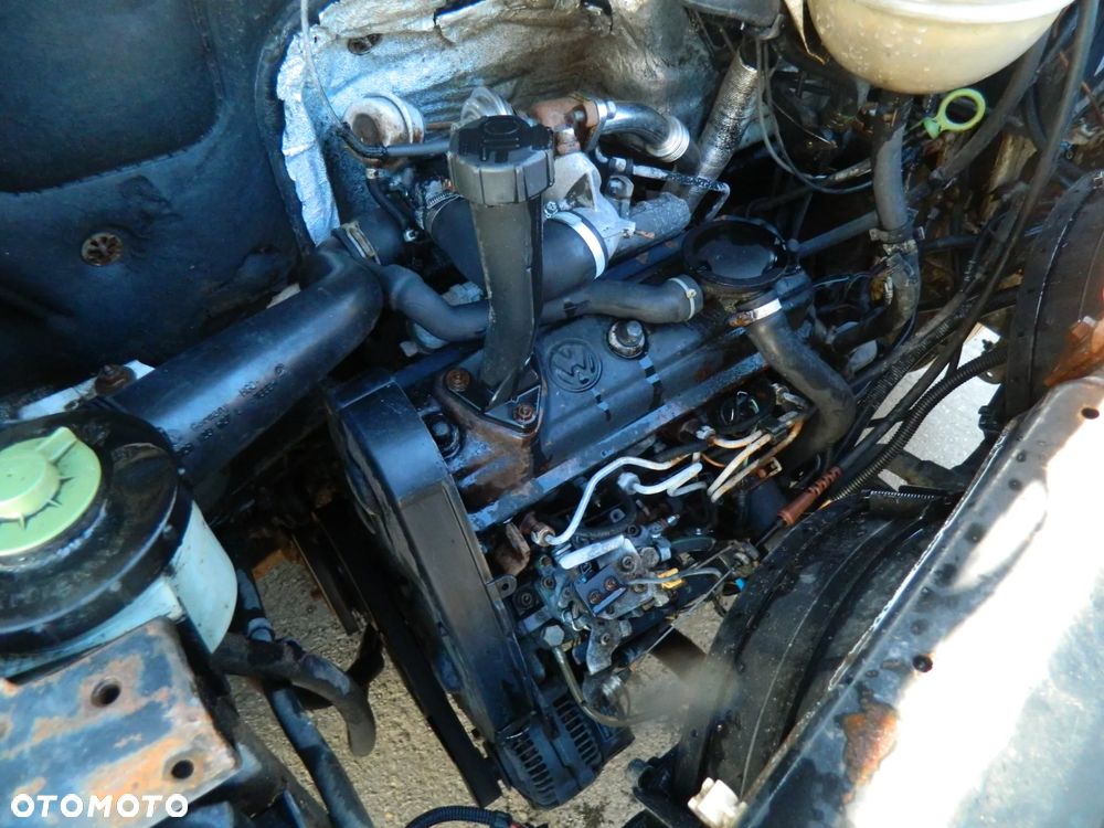 Silnik Kompletny VW Transporter T4 1.9 TD W Samochodzie Do Odpalenia - 2
