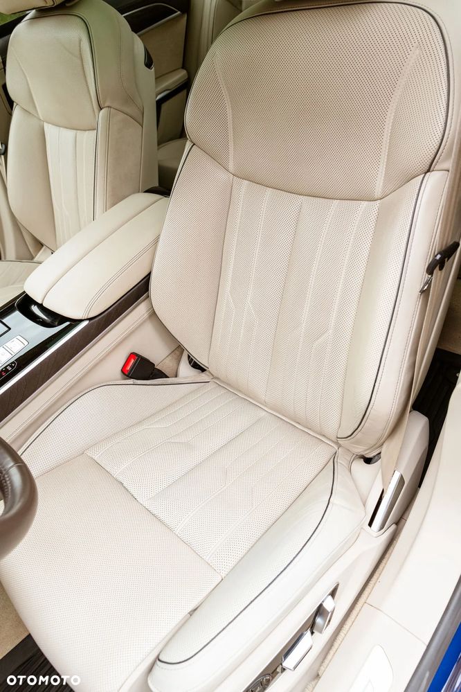 Audi A8 55 TFSI mHEV Quattro Tiptr - 26