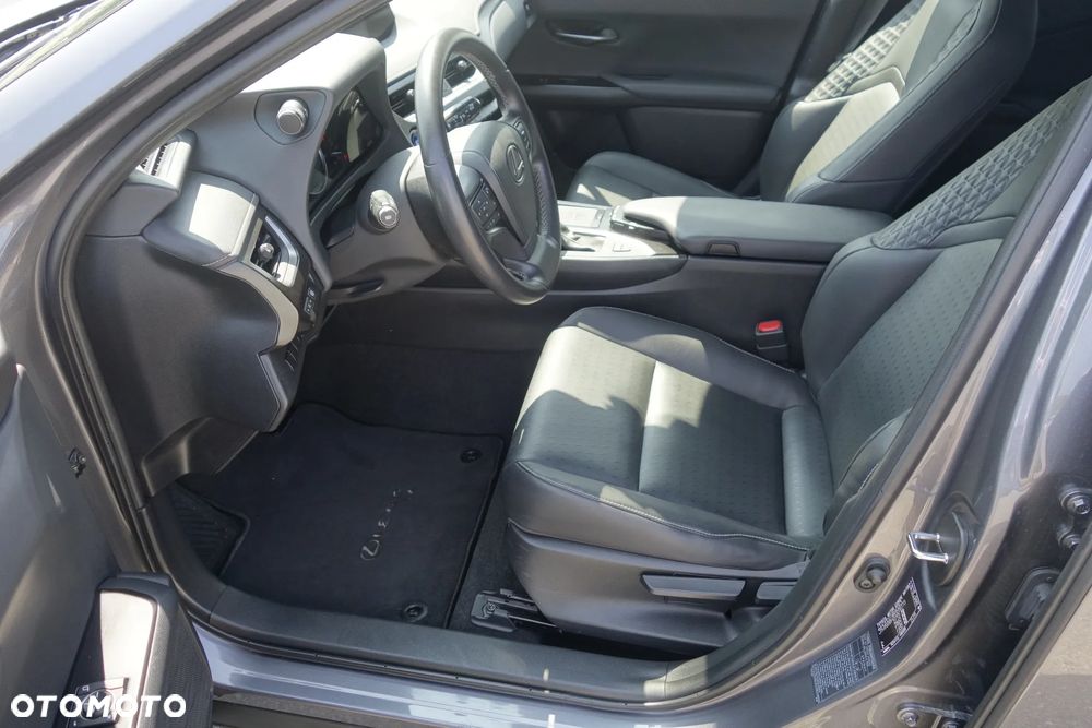 Lexus UX 250h GPF F Impression 2WD - 16