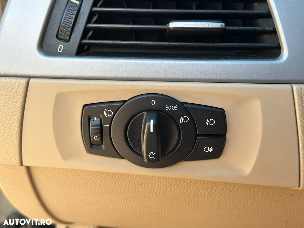 BMW Seria 3 318d - 19
