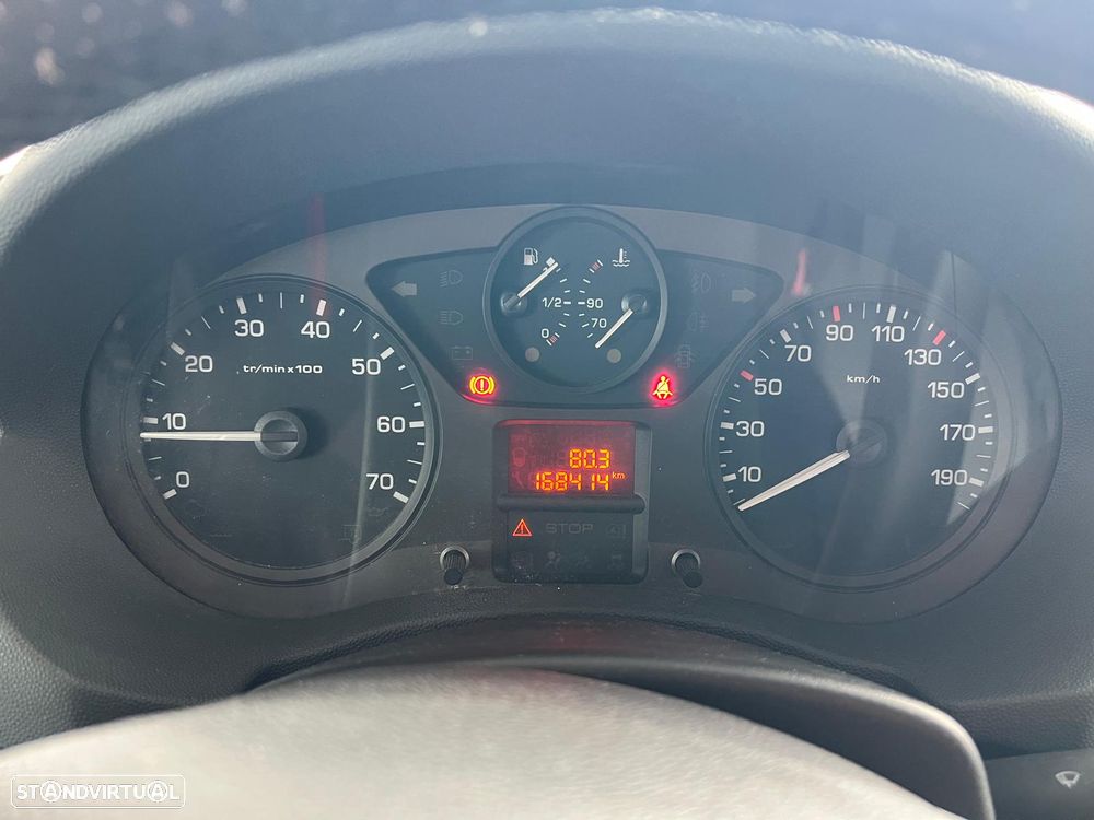 Fiat Scudo 2.0 JTD / 6 Lugares - 15