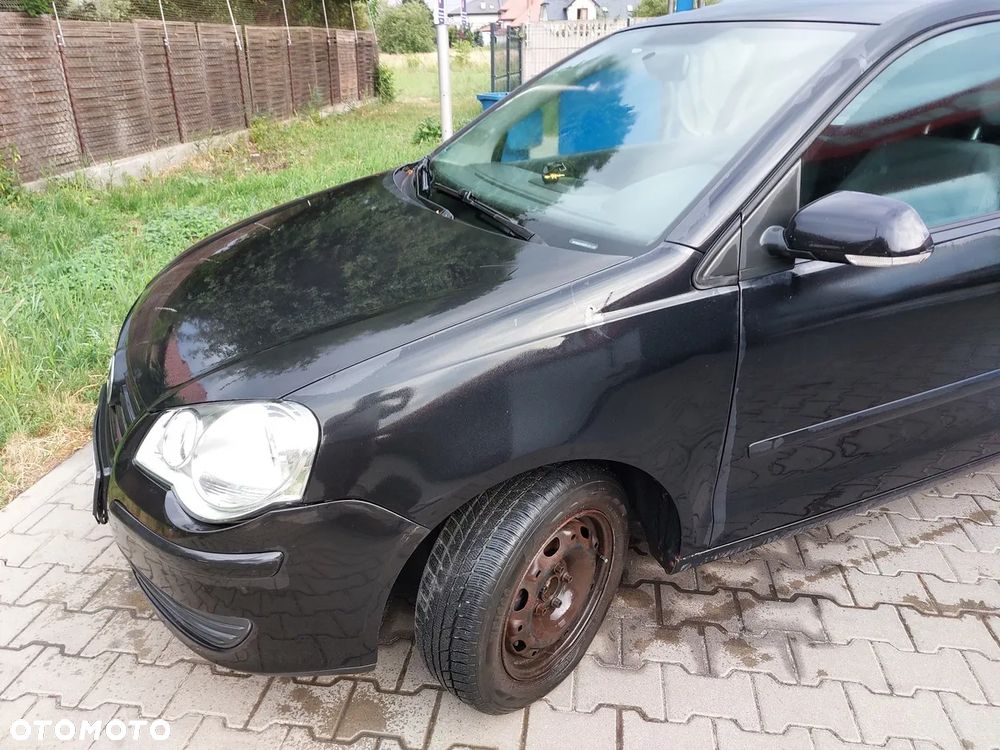 Volkswagen Polo 1.4 16V Comfortline - 6
