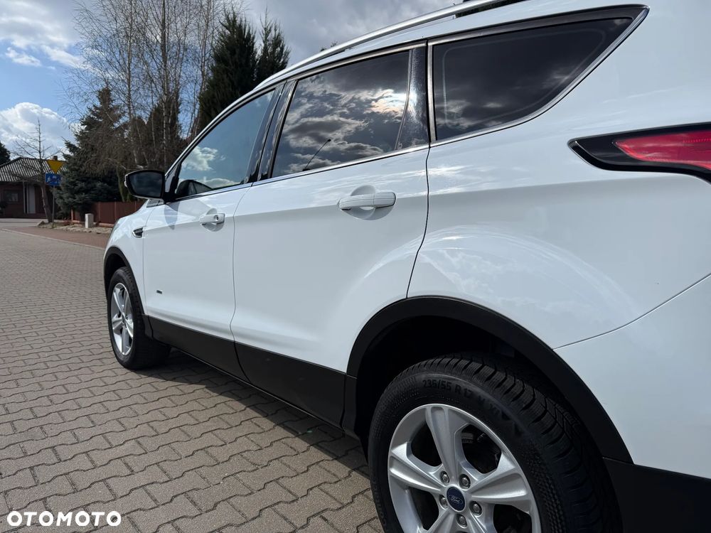 Ford Kuga - 13