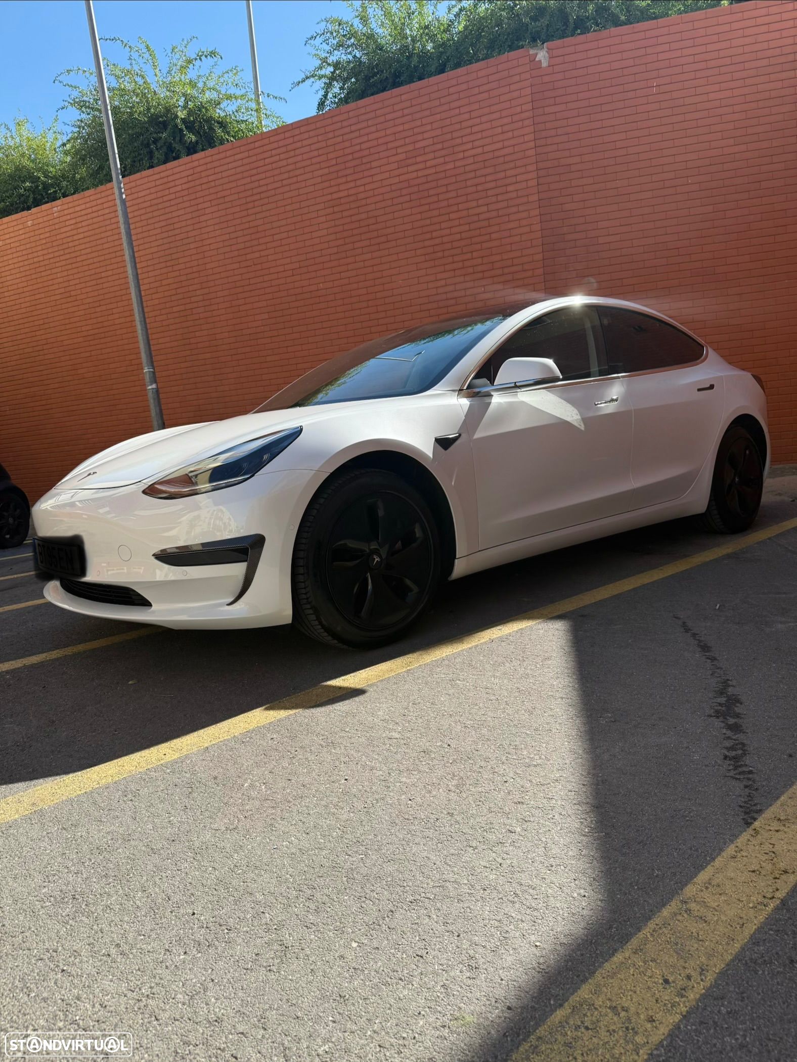 Tesla Model 3 Standard Range Plus RWD - 1