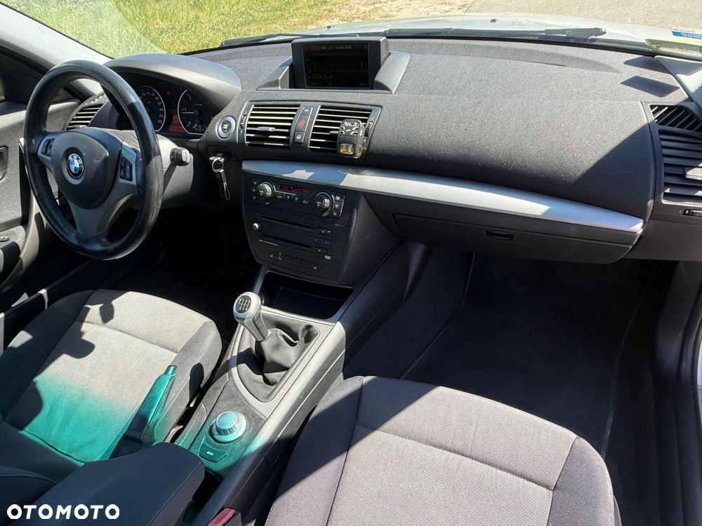 BMW Seria 1 118d - 10