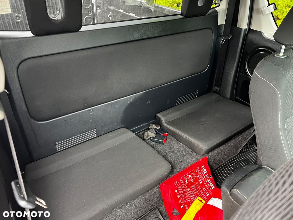 Toyota Hilux 4x4 Extra Cab Comfort - 17