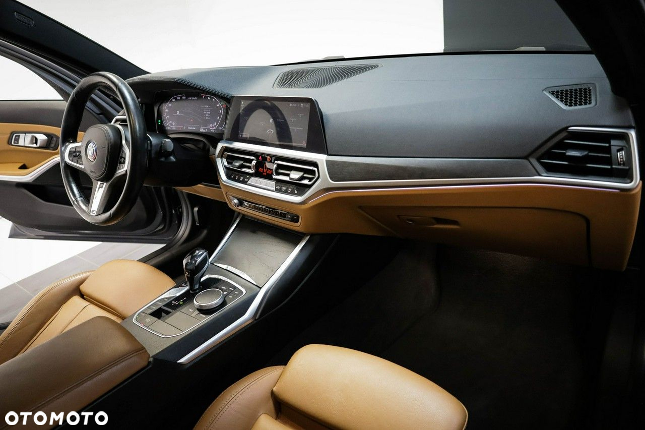 BMW Seria 3 - 25