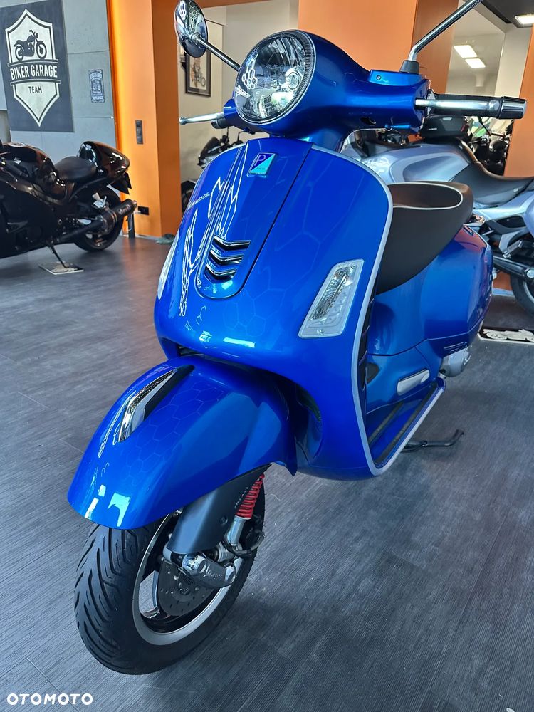 Vespa GTS - 18